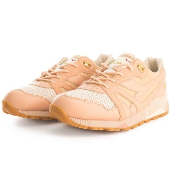 Diadora Other - DIADORA x Feature N9000 Unisex Runners    NWT!